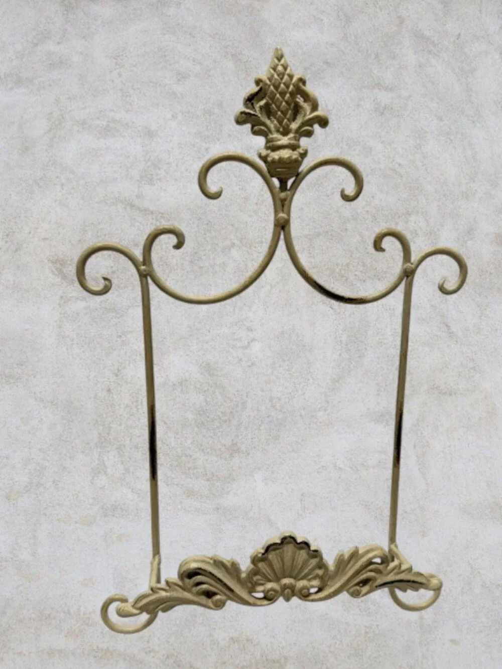 WALL EASEL -- Hanging Easel for Photo Frames, Shabby Chic, Distressed Cream